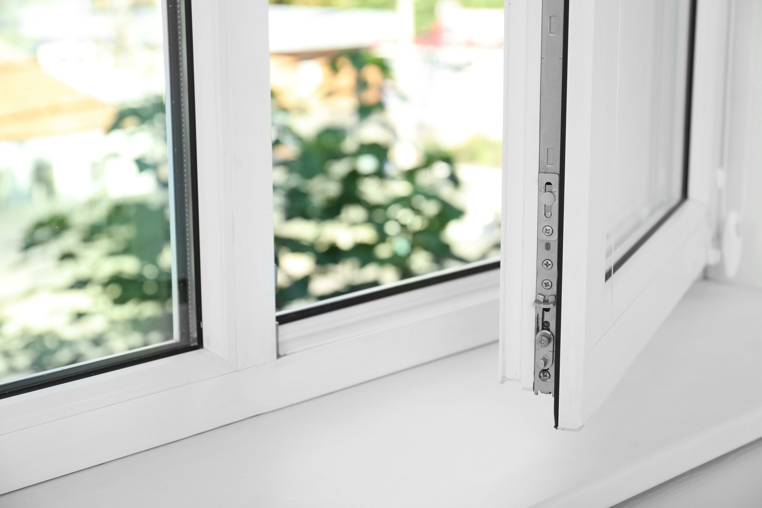 Why are fiberglass windows bad