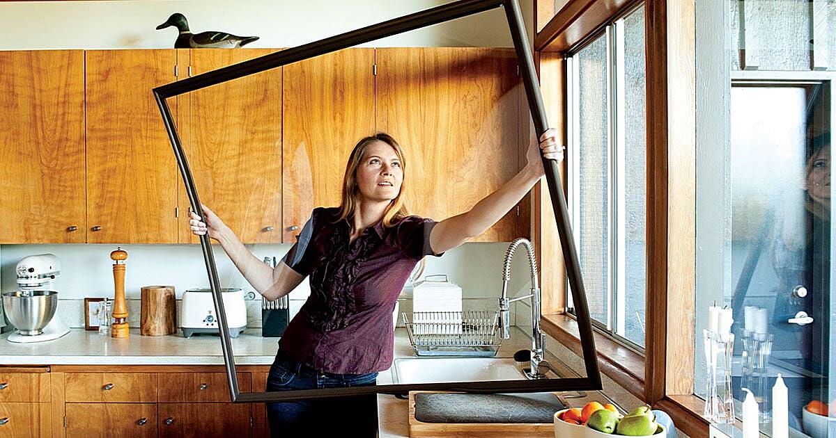 What Are The Disadvantages Of Acrylic Windows