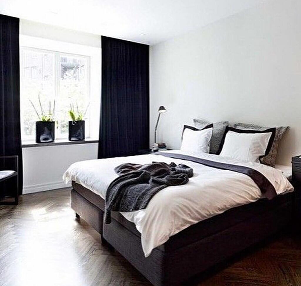 What Are The Disadvantages Of Black Curtains