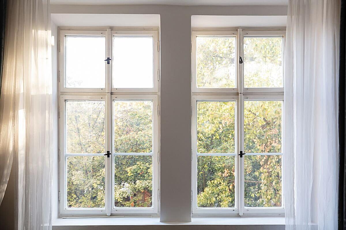 Do East Facing Windows Get Hot